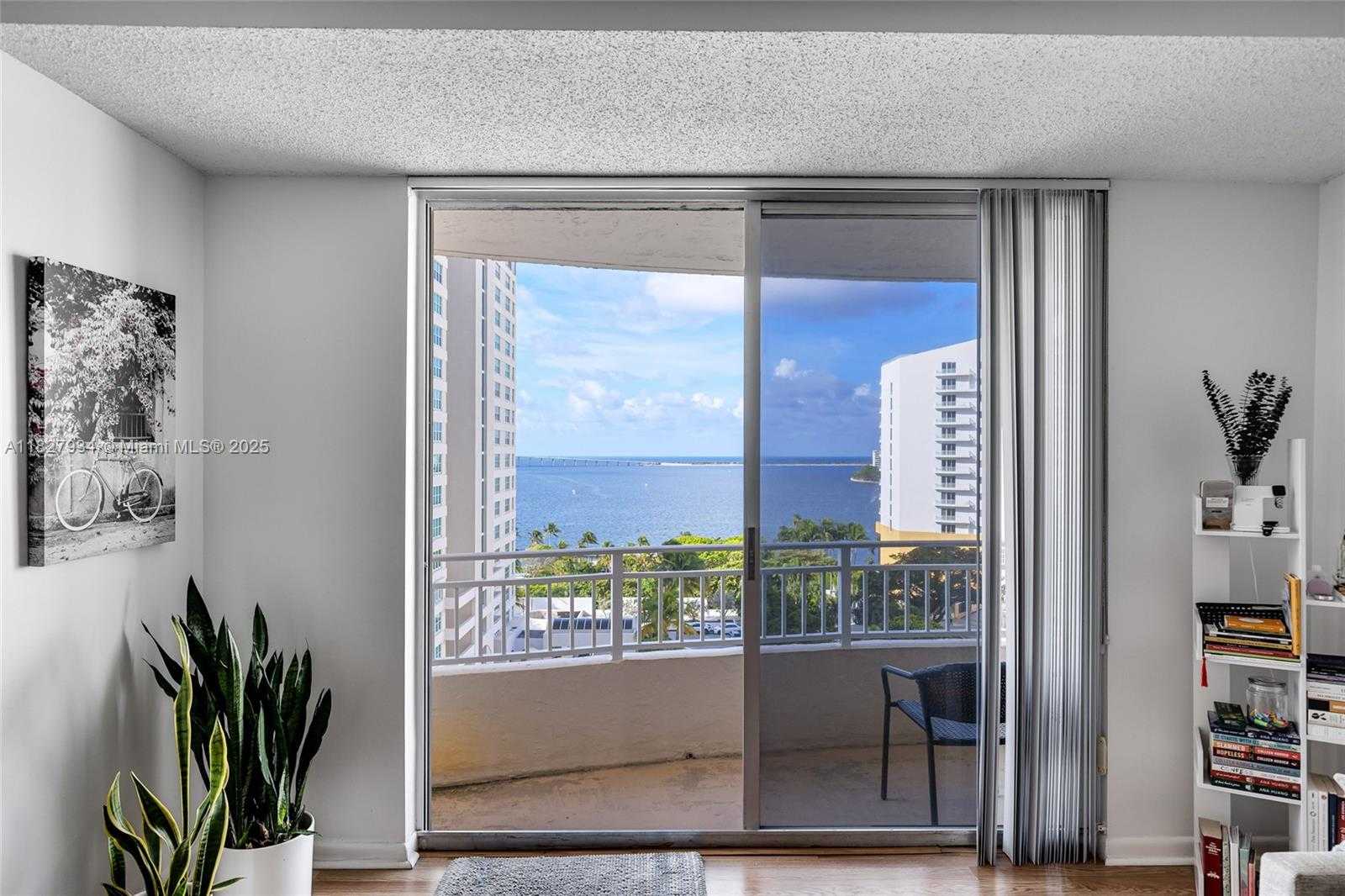 Small Image of 770 CLAUGHTON ISLAND DR #1210, Miami Number 9