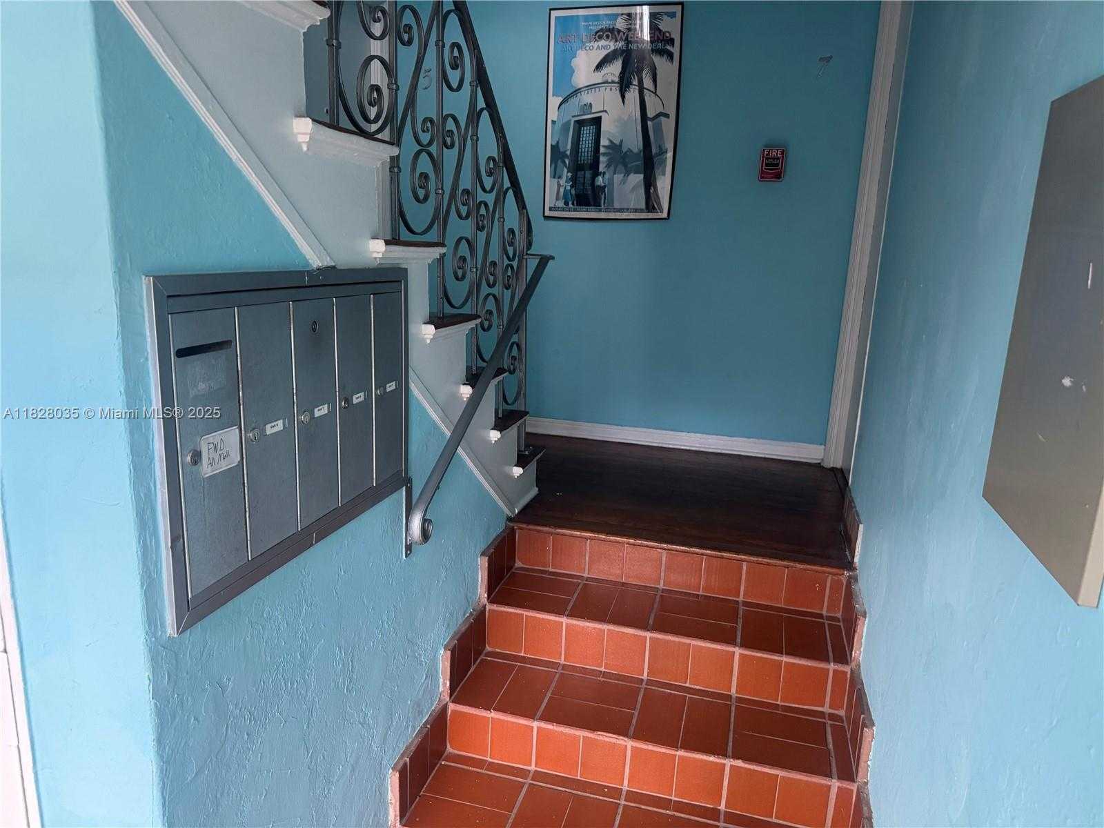 Small Image of 637 12TH ST #6, Miami Beach Number 22