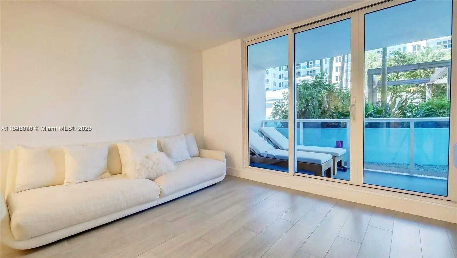 Small Image of 2301 COLLINS AVE #318, Miami Beach Number 15