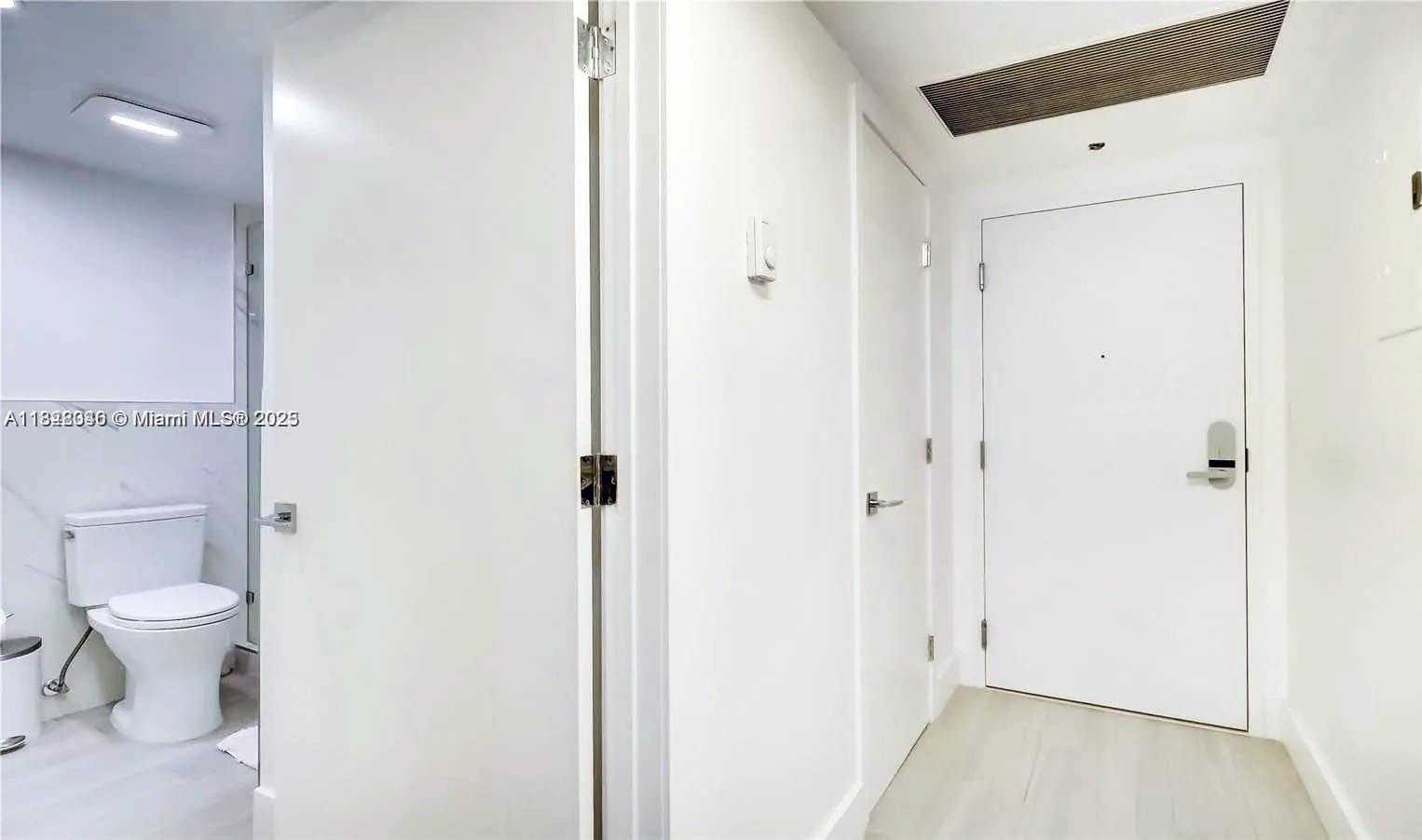 Small Image of 2301 COLLINS AVE #318, Miami Beach Number 4