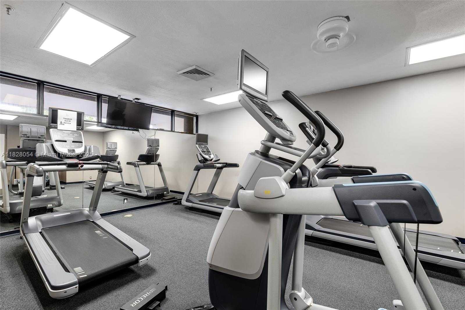 Small Image of 520 BRICKELL KEY DR #A1817, Miami Number 19