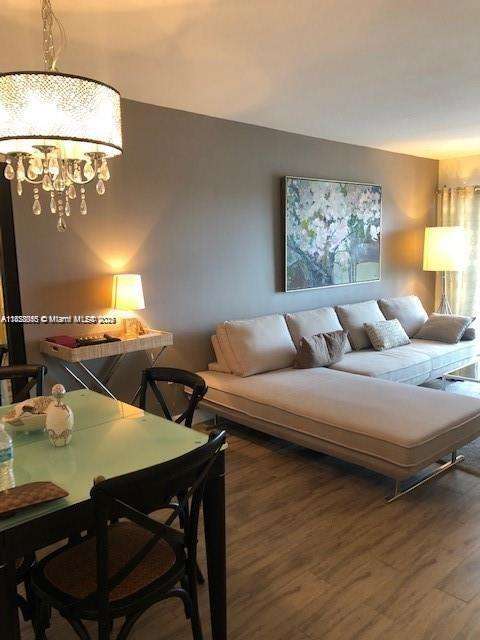 Small Image of 400 KINGS POINT DR #820, Sunny Isles Beach Number 5