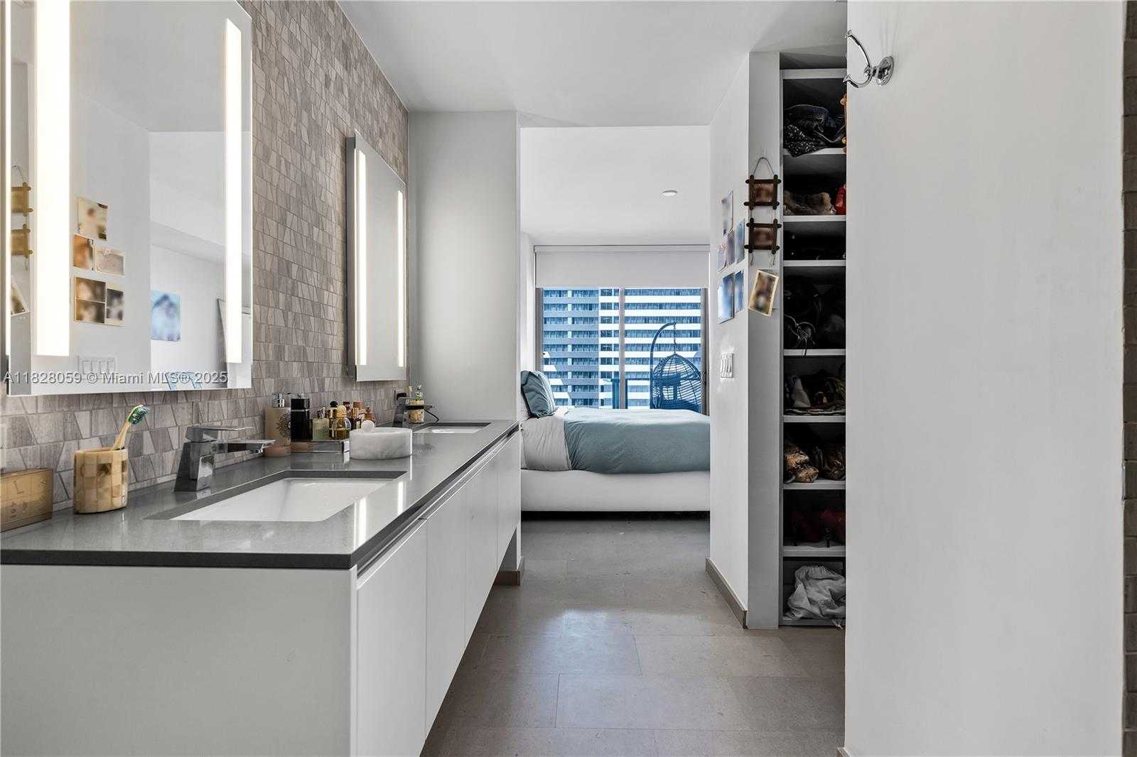 Small Image of 88 SOUTH WEST 7TH ST #1008, Miami Number 19