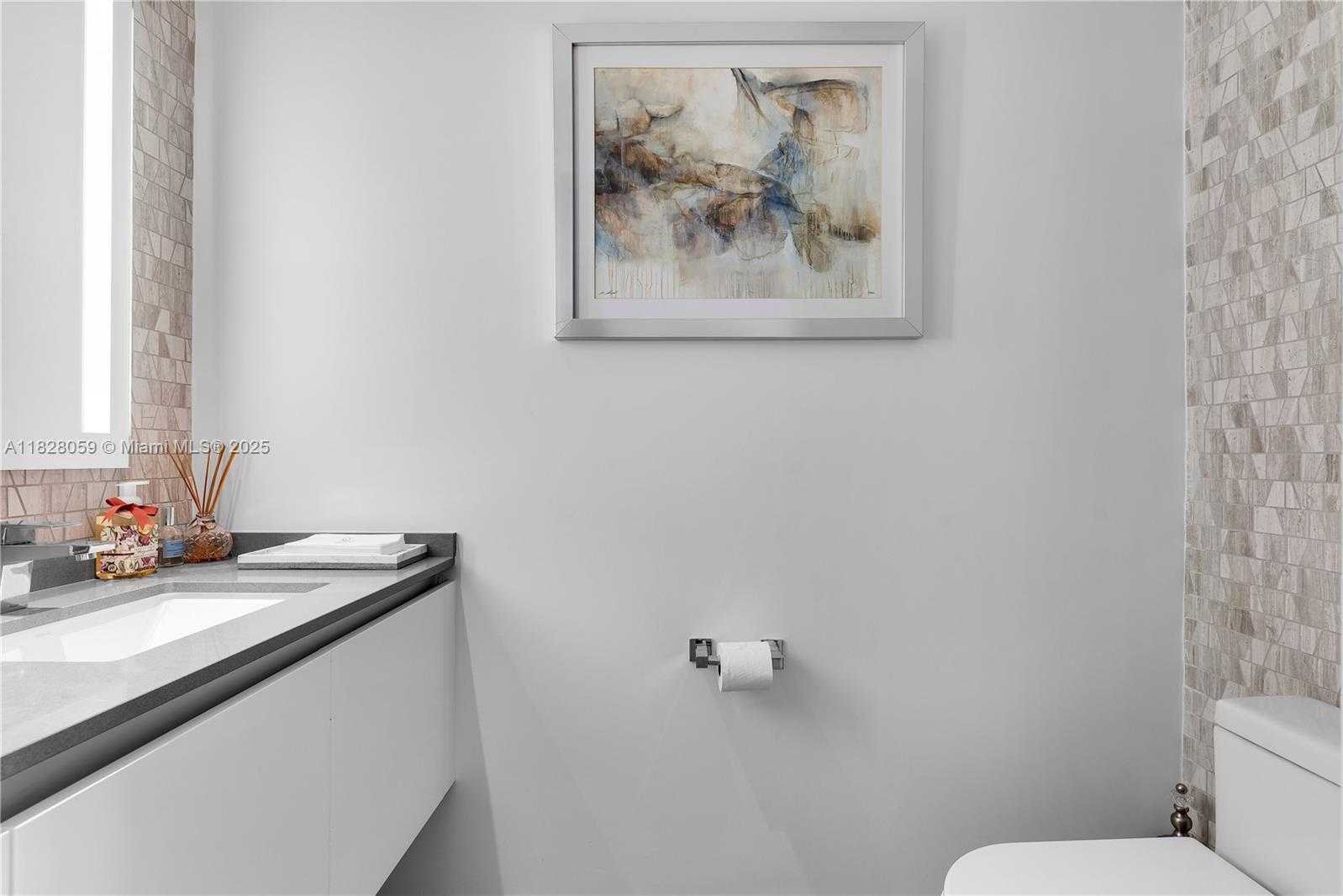 Small Image of 88 SOUTH WEST 7TH ST #1008, Miami Number 22