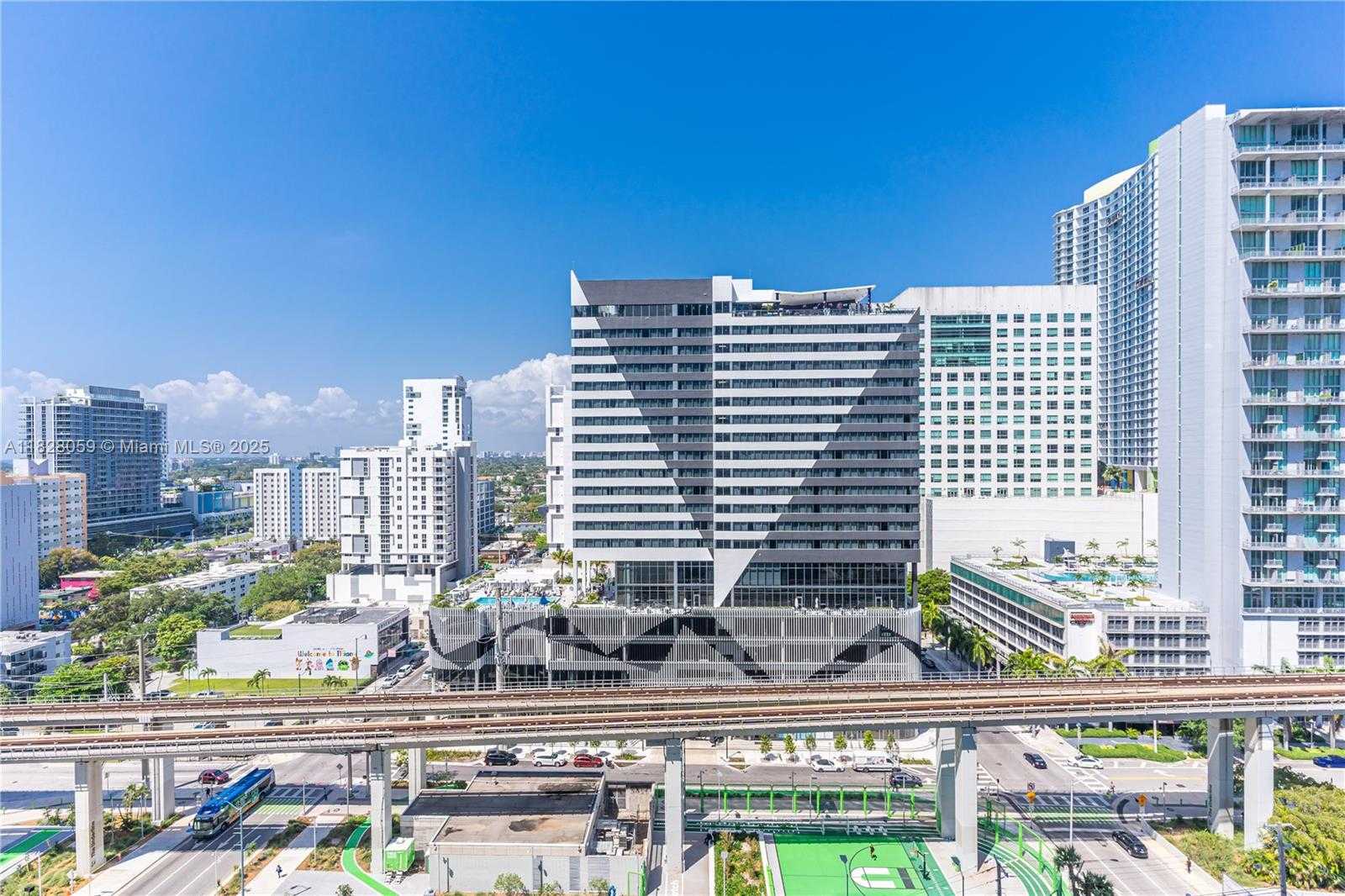 Small Image of 88 SOUTH WEST 7TH ST #1008, Miami Number 43