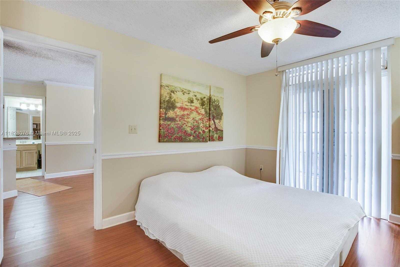 Small Image of 1280 SOUTH ALHAMBRA CIR #2206, Coral Gables Number 14