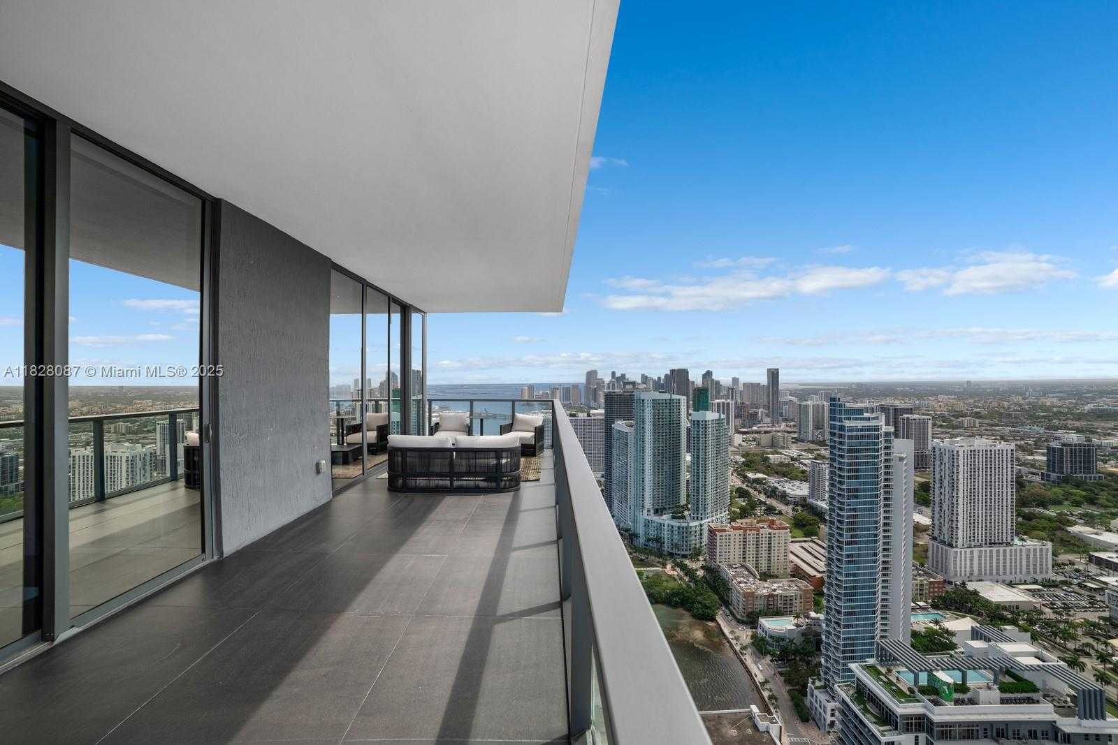 Small Image of 788 NE 23rd St, Miami, FL 33137, USA Number 34