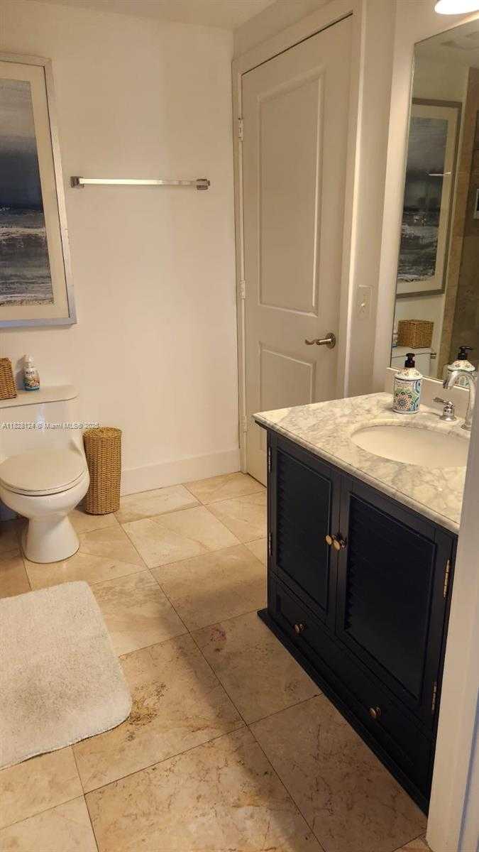 Small Image of 170 SOUTH EAST 14TH ST #2405, Miami Number 3