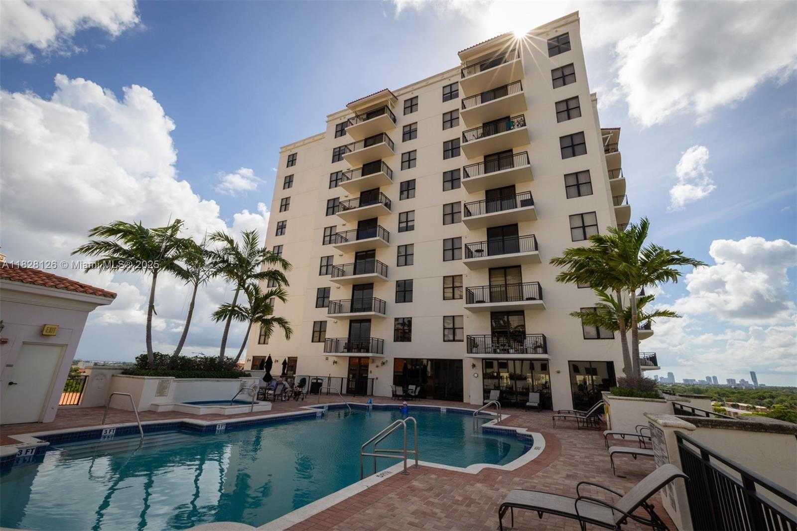 Small Image of 888 SOUTH DOUGLAS RD #PH07, Coral Gables Number 9