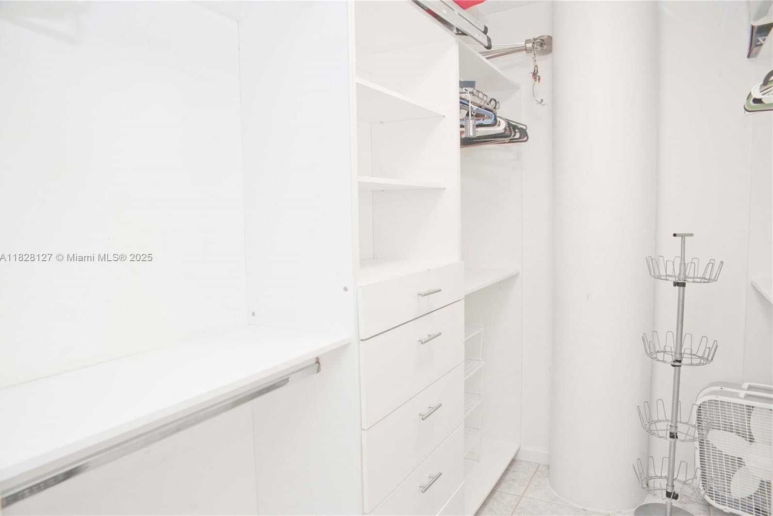 Small Image of 3725 SOUTH OCEAN DR #717, Hollywood Number 12