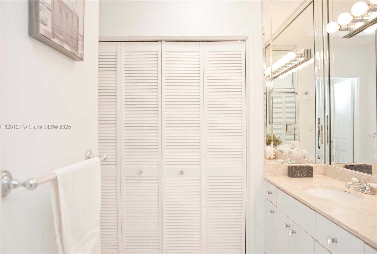 Small Image of 3725 SOUTH OCEAN DR #717, Hollywood Number 35