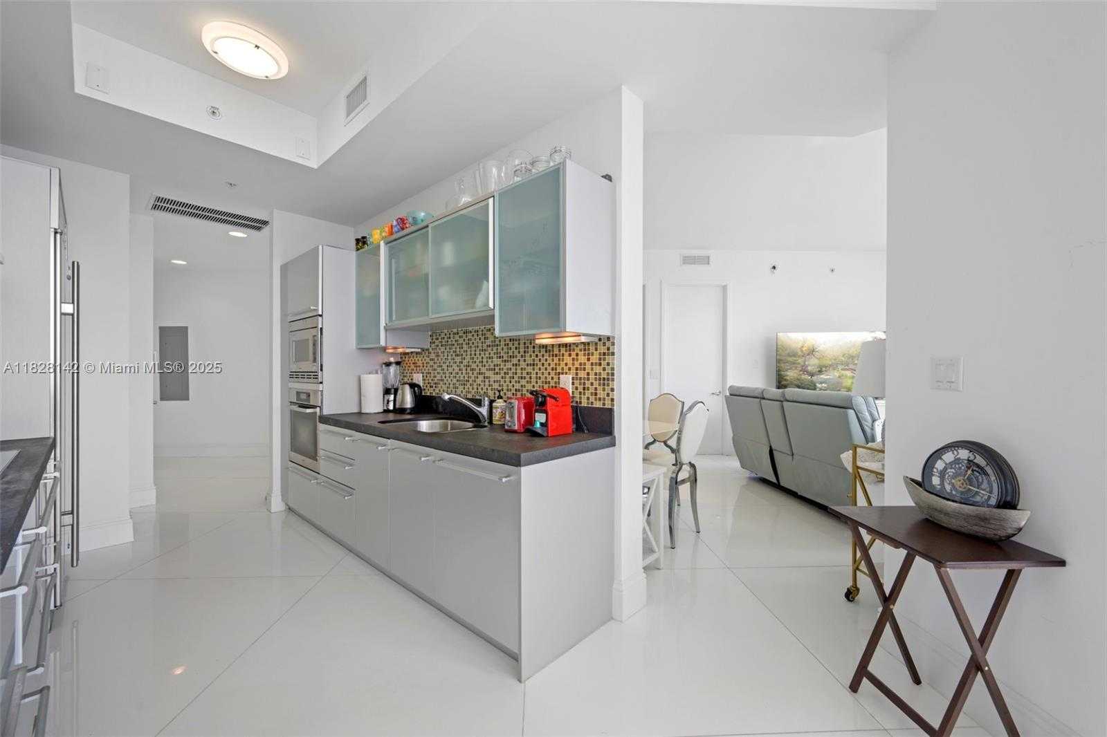 Small Image of 18201 COLLINS AVE #3501A, Sunny Isles Beach Number 14