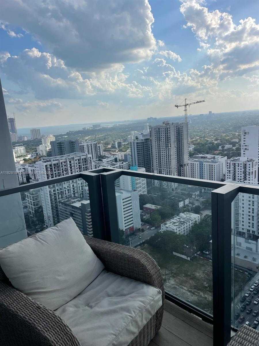 Small Image of 88 SOUTH WEST 7TH ST #3006, Miami Number 6