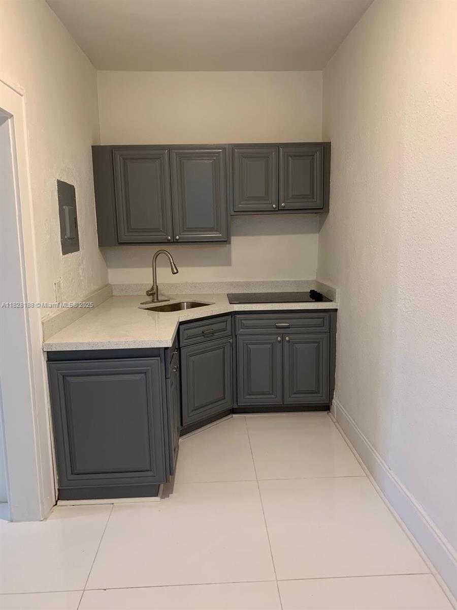 Small Image of 126 MENDOZA AVE #1, Coral Gables Number 9