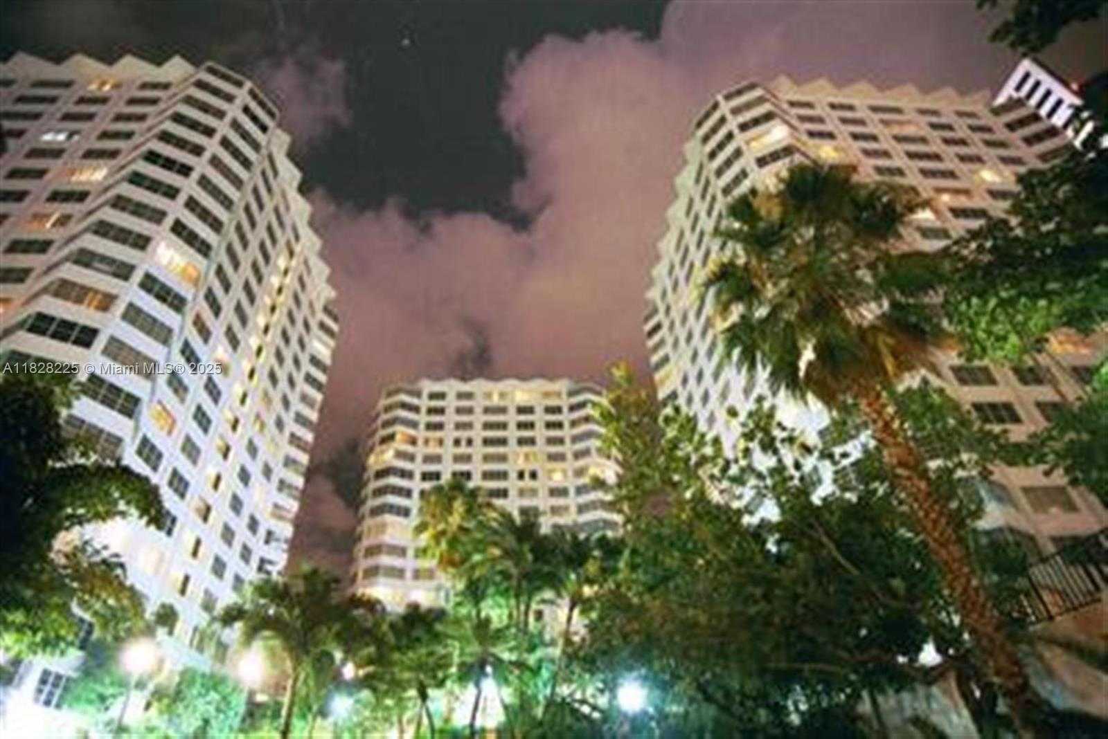 Small Image of 825 BRICKELL BAY DR #1548, Miami Number 20