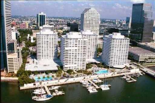Small Image of 825 BRICKELL BAY DR #1548, Miami Number 28