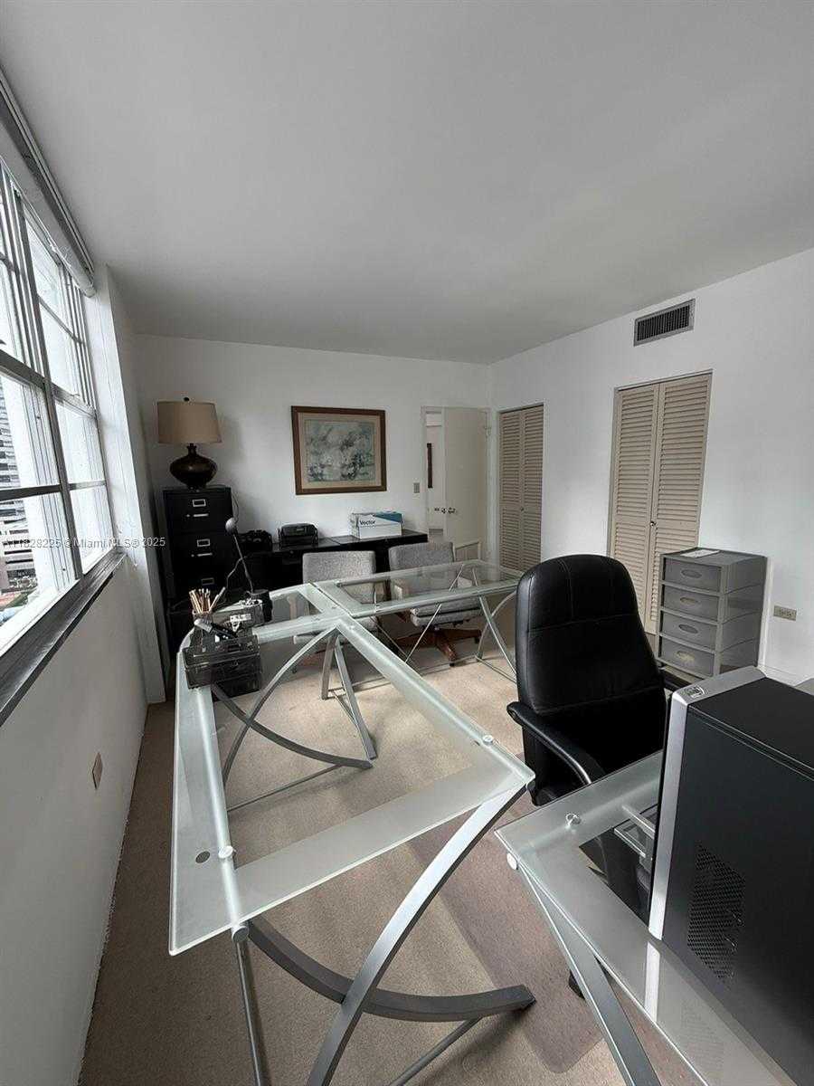 Small Image of 825 BRICKELL BAY DR #1548, Miami Number 7