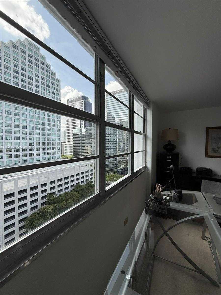 Small Image of 825 BRICKELL BAY DR #1548, Miami Number 8