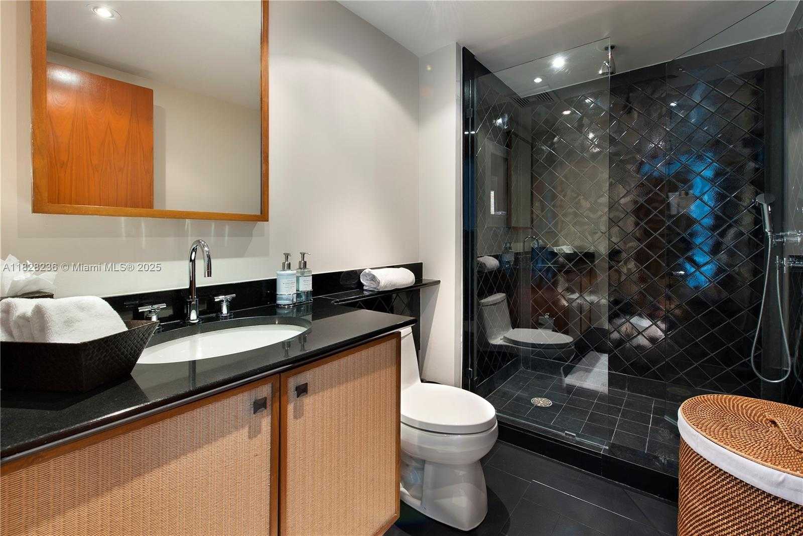 Small Image of 101 20TH ST #3803, Miami Beach Number 13