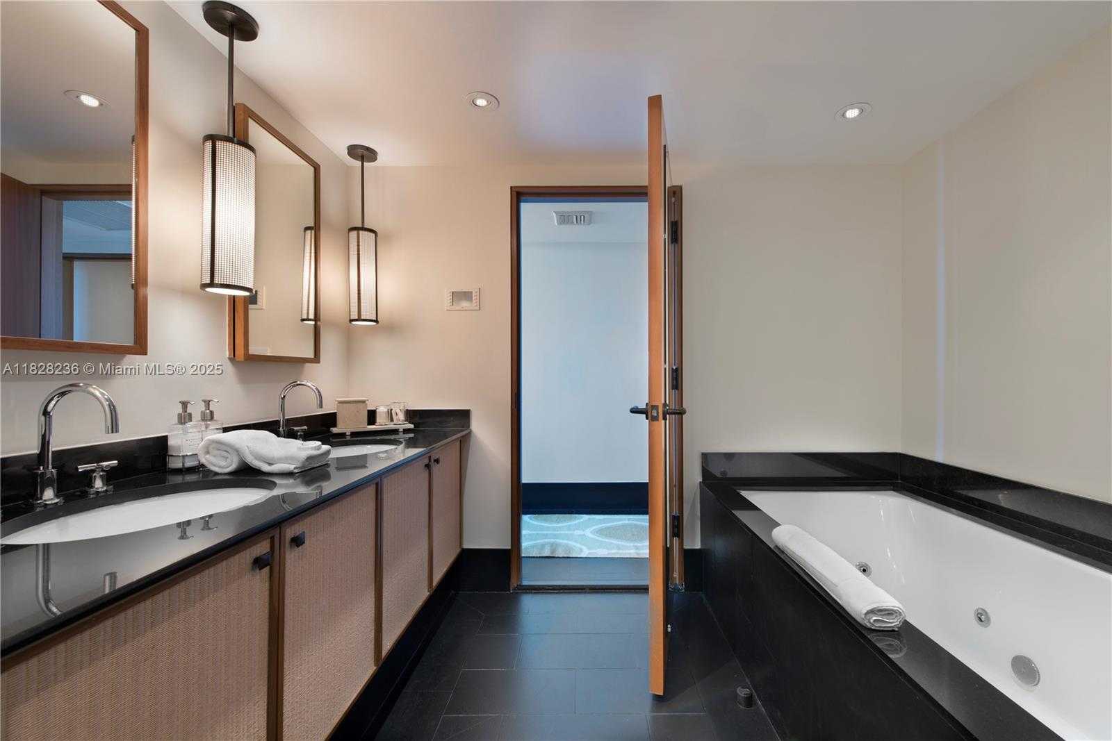Small Image of 101 20TH ST #3803, Miami Beach Number 9