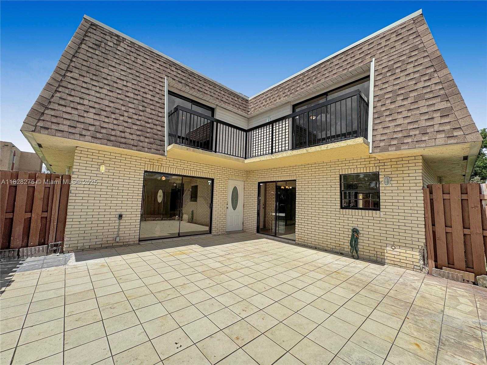 Small Image of 8103 SOUTH WEST 24TH ST, North Lauderdale Number 1