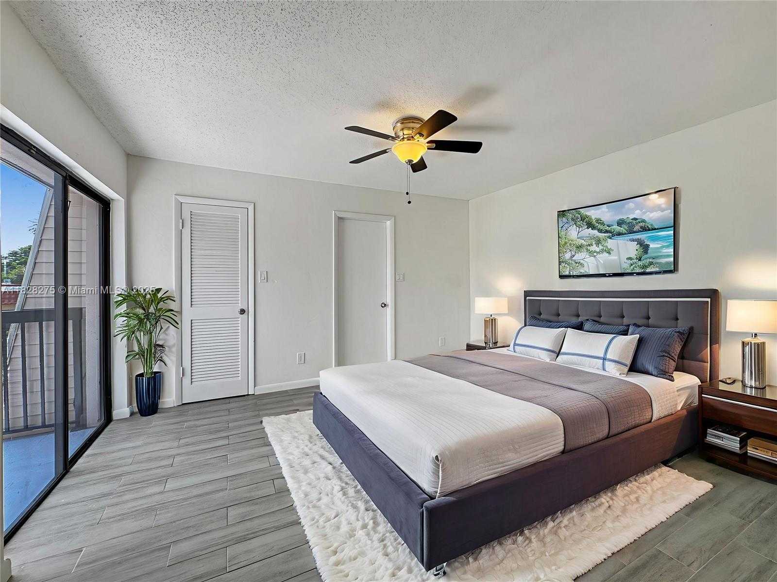 Small Image of 8103 SOUTH WEST 24TH ST, North Lauderdale Number 14