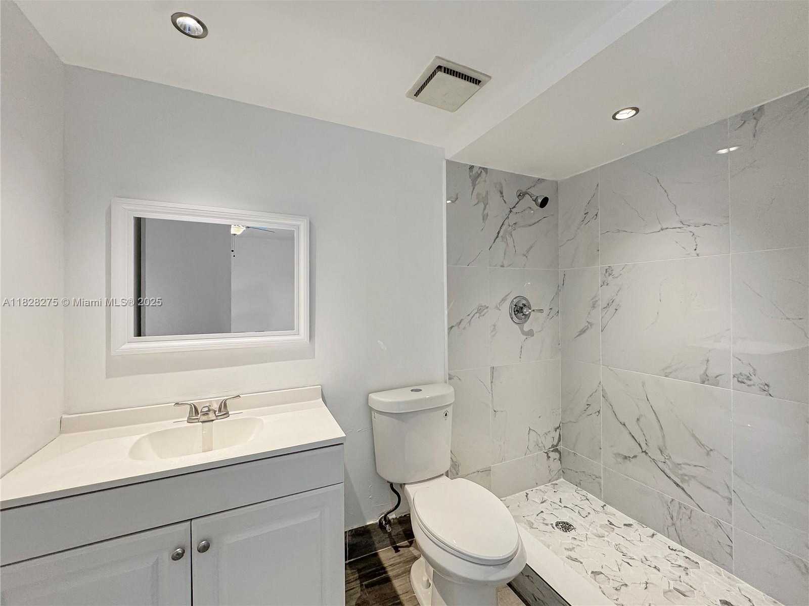 Small Image of 8103 SOUTH WEST 24TH ST, North Lauderdale Number 15