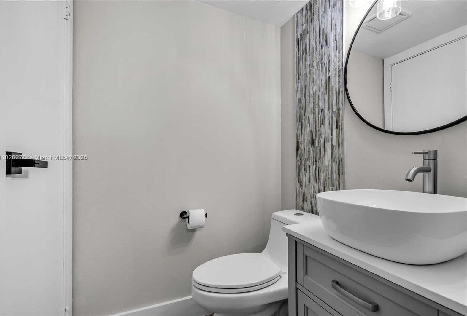 Small Image of 20367 WEST COUNTRY CLUB DR #L25, Aventura Number 15