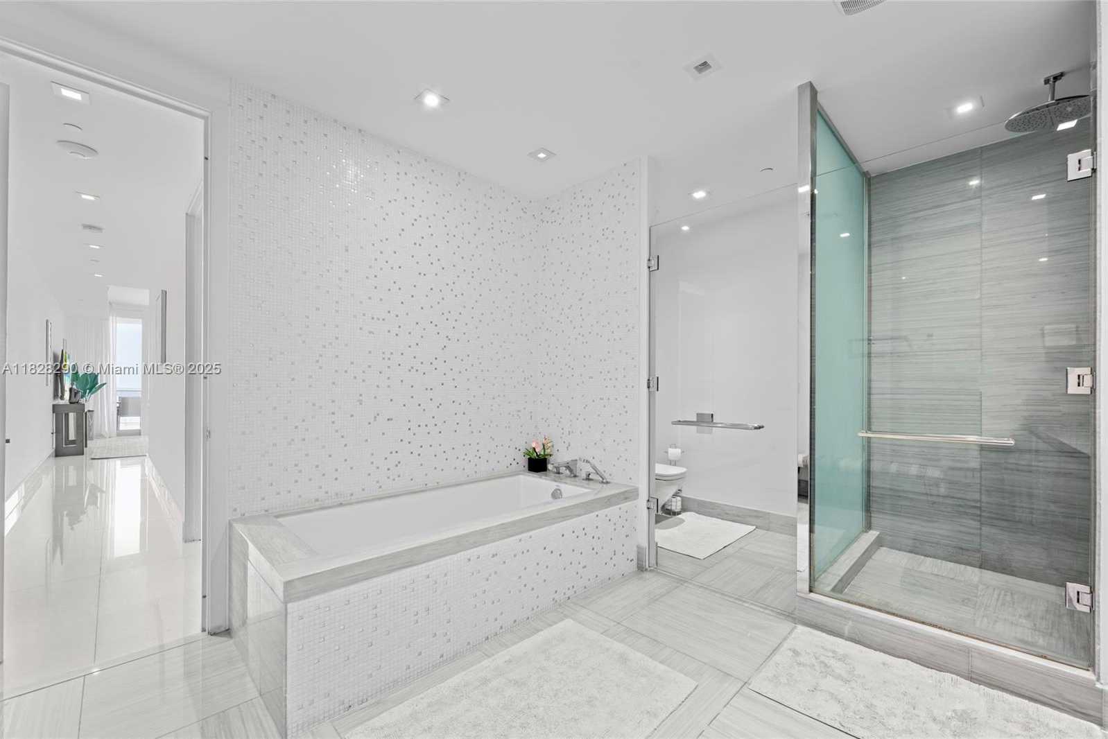 Small Image of 16901 COLLINS AVE #503, Sunny Isles Beach Number 32