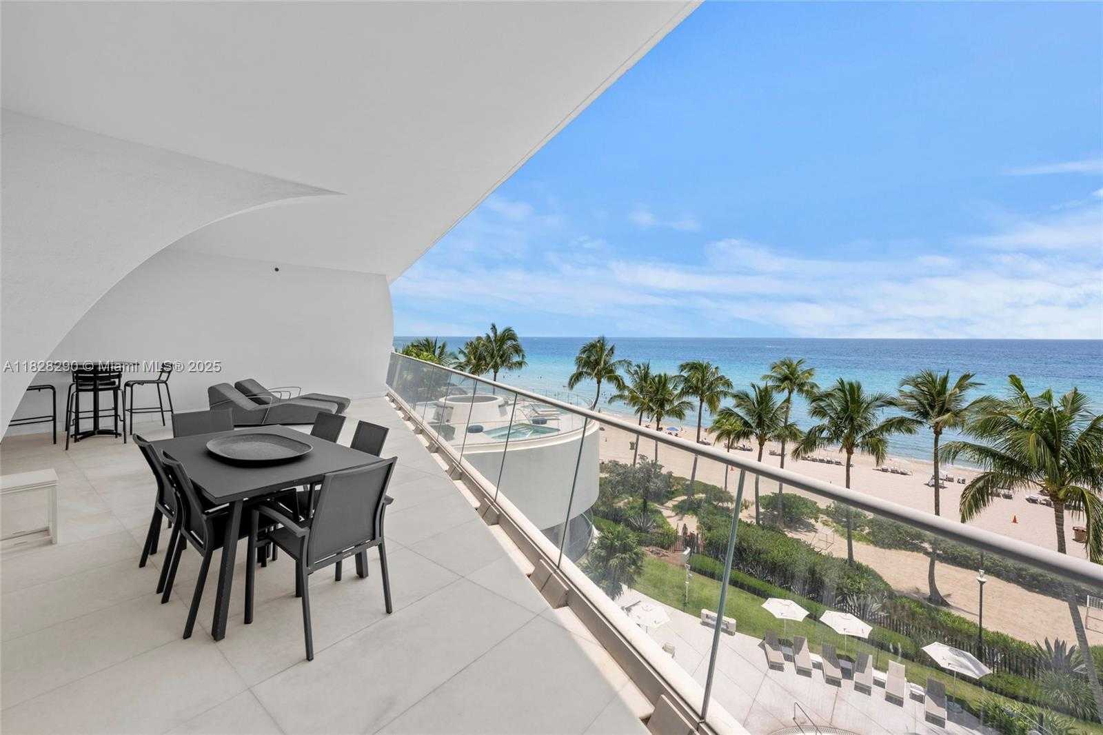 Small Image of 16901 COLLINS AVE #503, Sunny Isles Beach Number 4