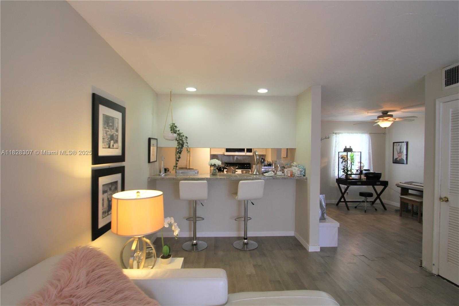 Small Image of 825 NORTH WEST 13TH ST #1110, Boca Raton Number 3