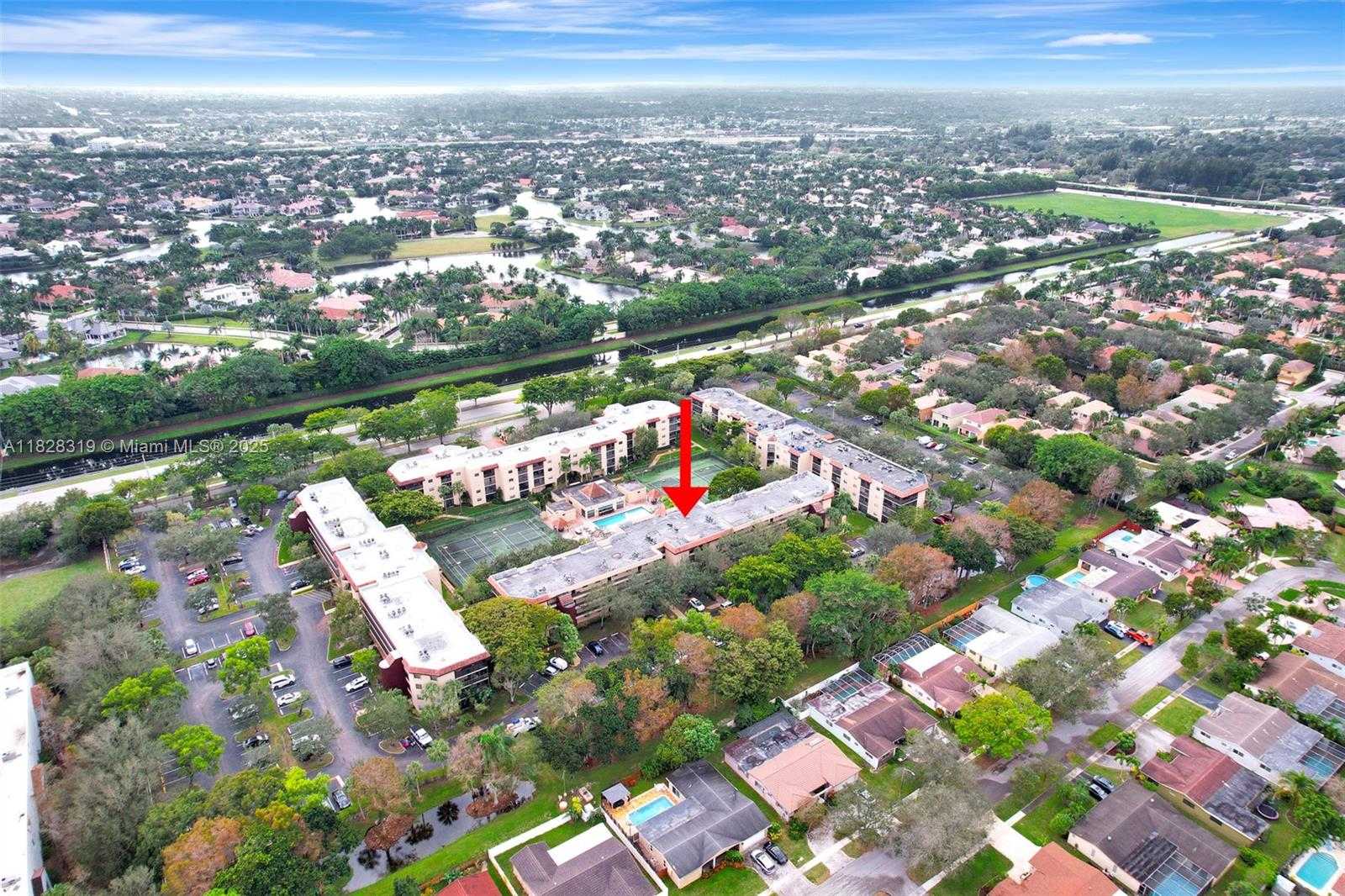 Small Image of 10501 WEST BROWARD BLVD #304, Plantation Number 2