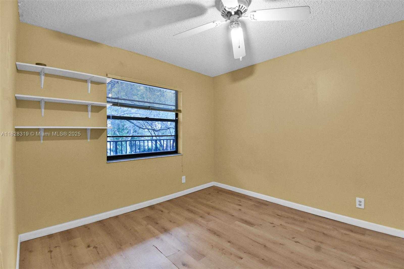 Small Image of 10501 WEST BROWARD BLVD #304, Plantation Number 20