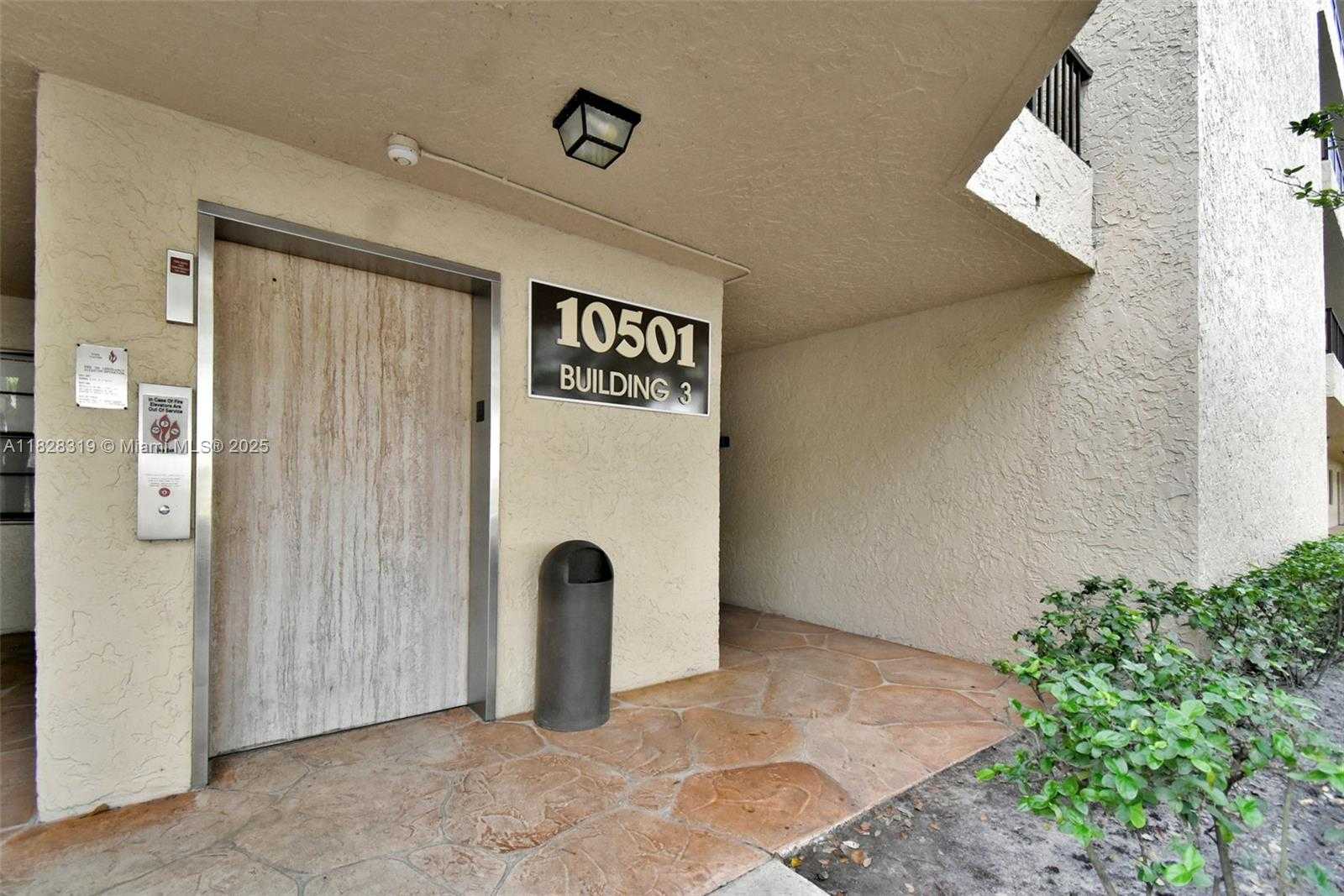 Small Image of 10501 WEST BROWARD BLVD #304, Plantation Number 45