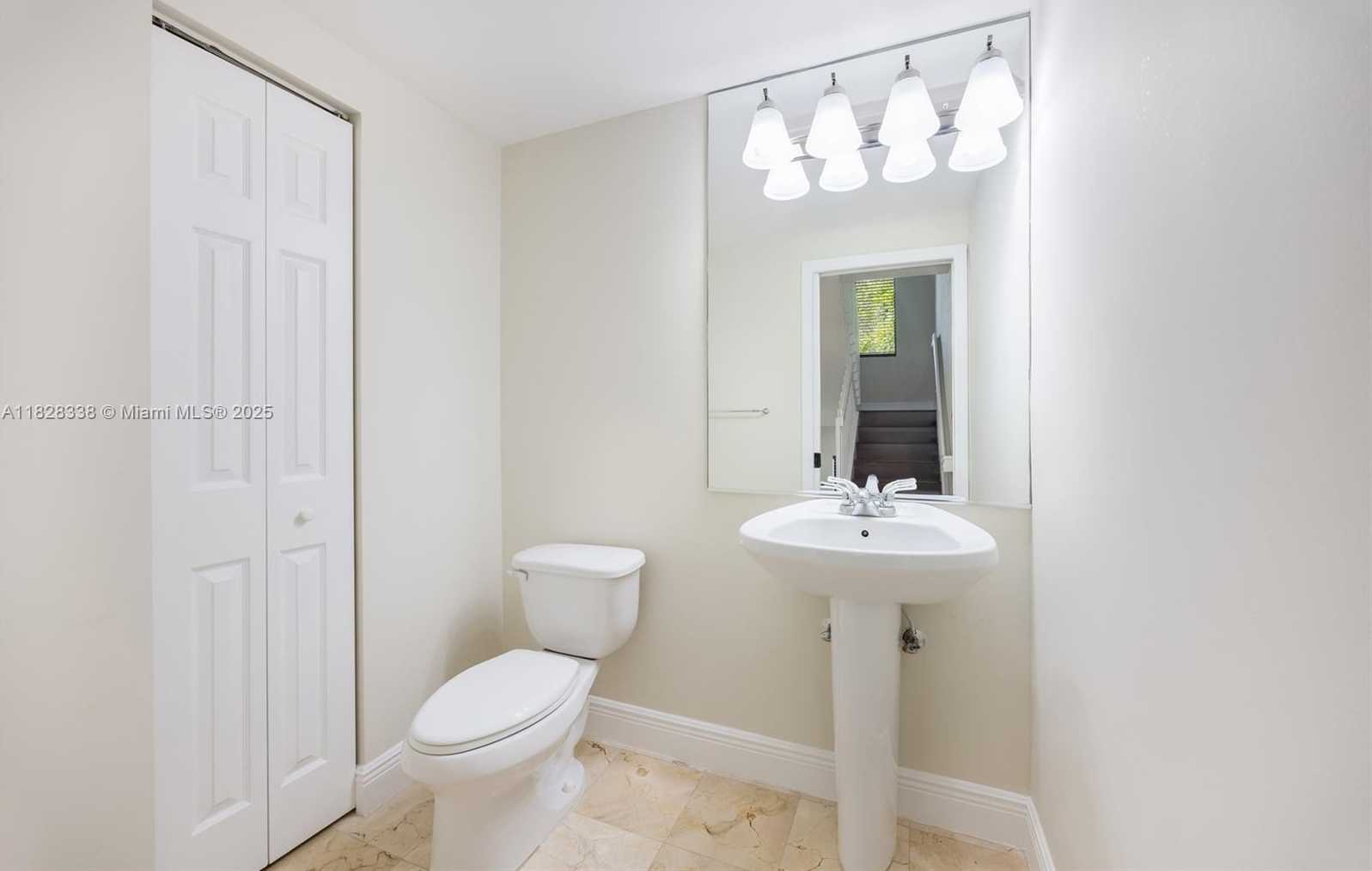 Small Image of 3204 BIRD AVE #108, Coconut Grove Number 16