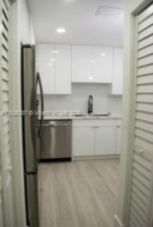Small Image of 976 NORTH 18TH CT, Hollywood Number 6