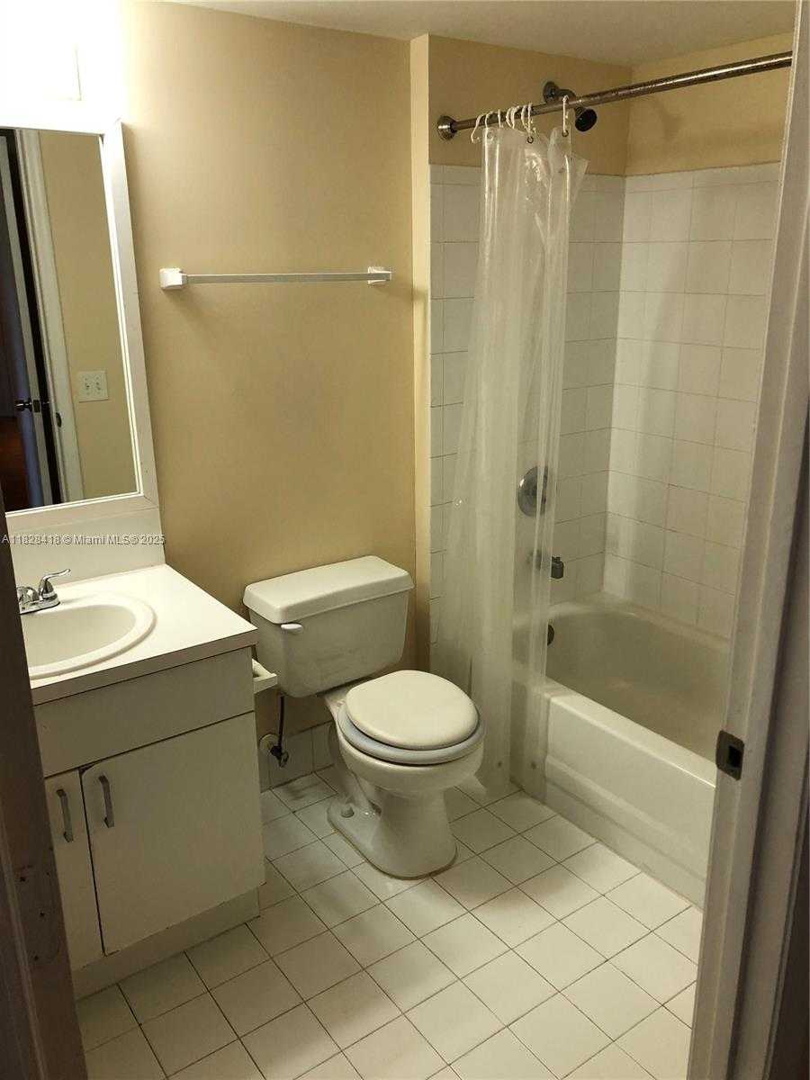 Small Image of 470 SOUTH PARK RD #7-308, Hollywood Number 14