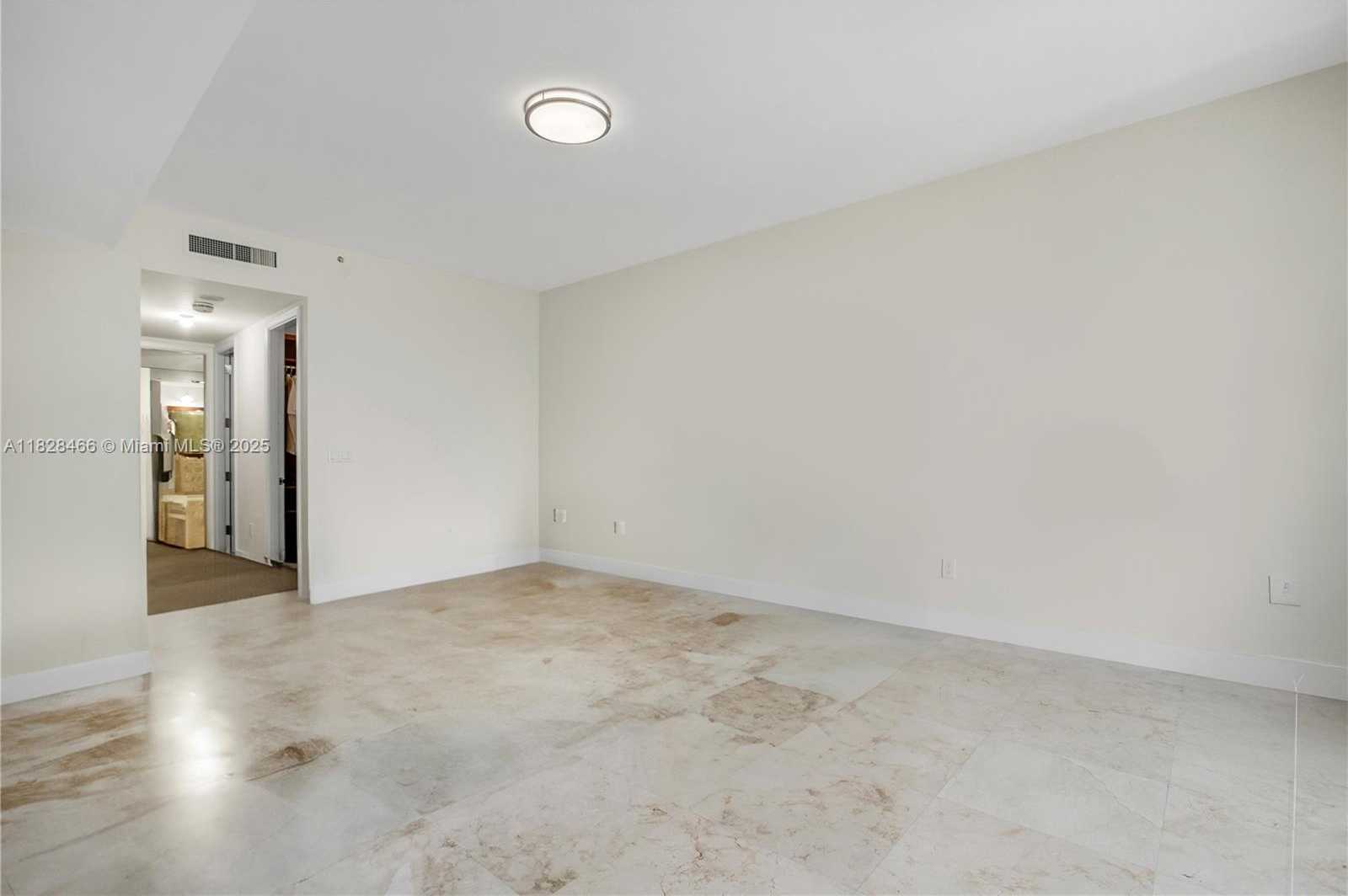 Small Image of 1425 BRICKELL AVE #44A-B, Miami Number 14