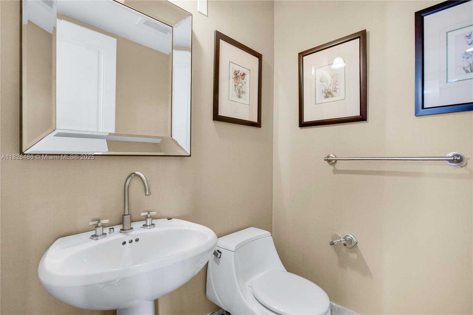Small Image of 1425 BRICKELL AVE #44A-B, Miami Number 8