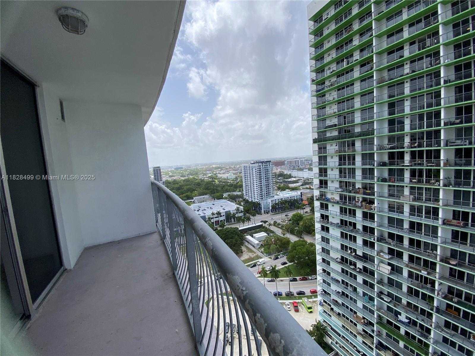 Small Image of 1750 NORTH BAYSHORE DR #2707, Miami Number 31