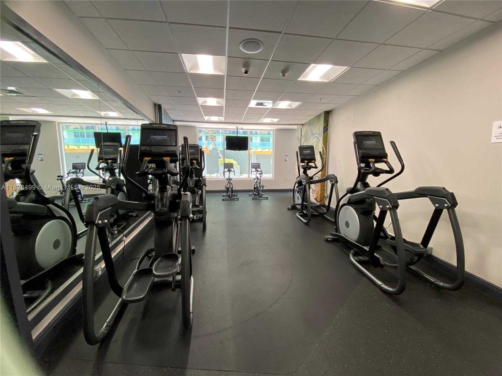 Small Image of 1750 NORTH BAYSHORE DR #2707, Miami Number 39