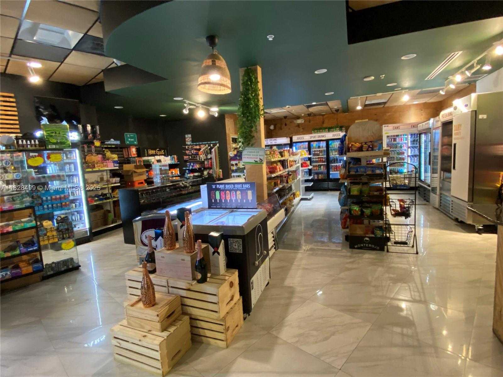Small Image of 1750 NORTH BAYSHORE DR #2707, Miami Number 47