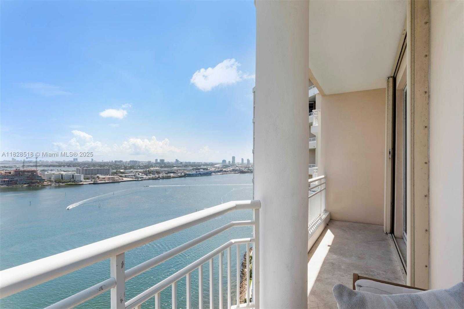 Small Image of 888 BRICKELL KEY DR #2606, Miami Number 21