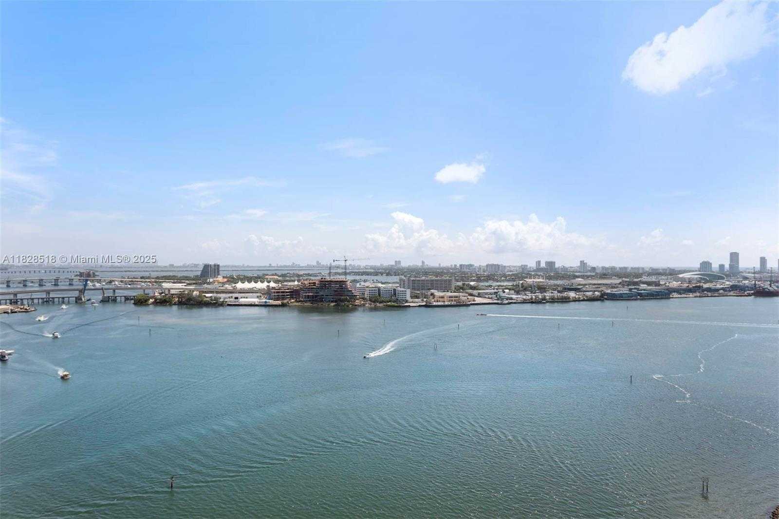Small Image of 888 BRICKELL KEY DR #2606, Miami Number 22