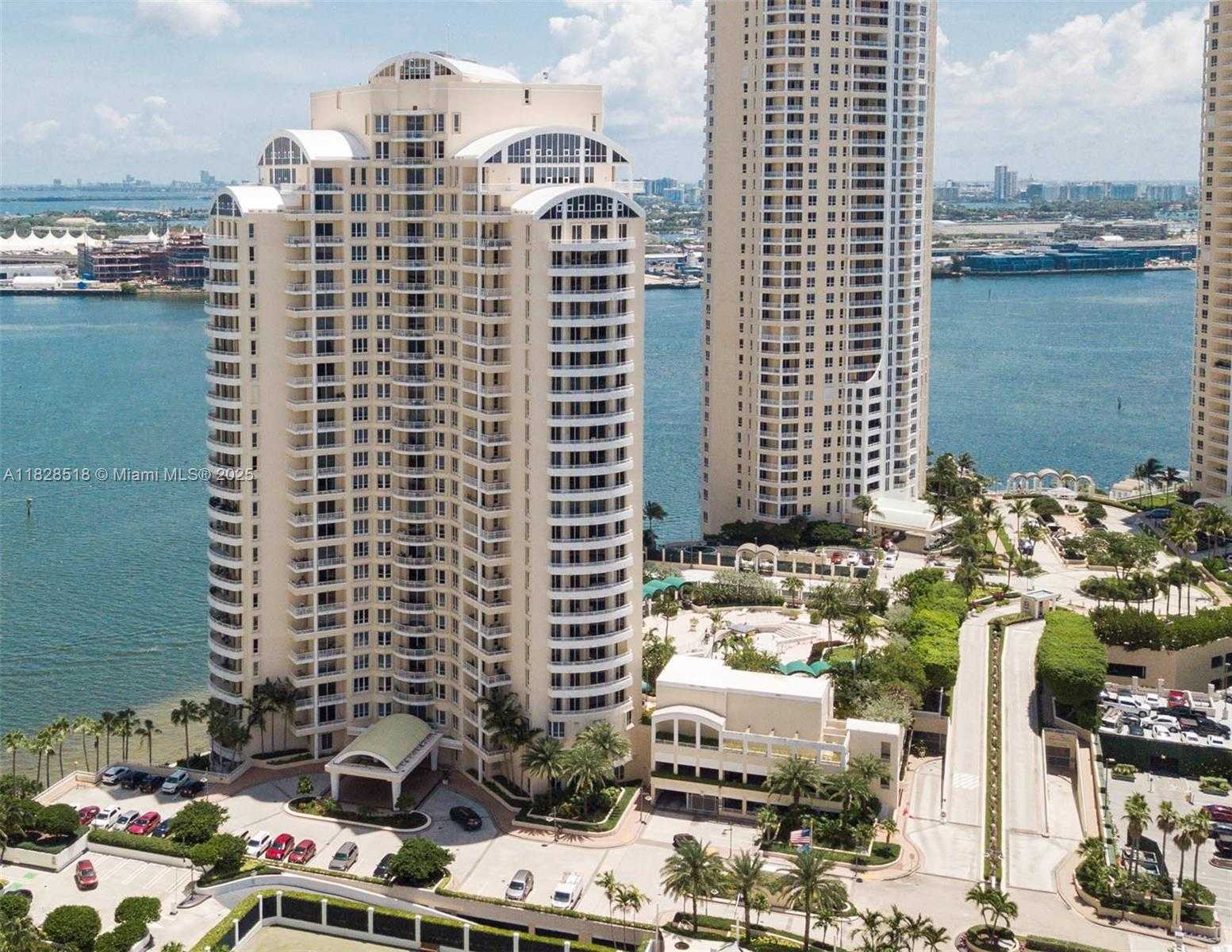 Small Image of 888 BRICKELL KEY DR #2606, Miami Number 27