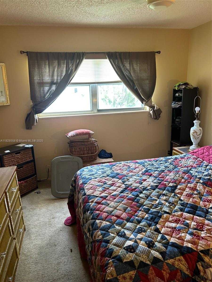 Small Image of 2800 WEST SUNRISE LAKES DR #104, Sunrise Number 9
