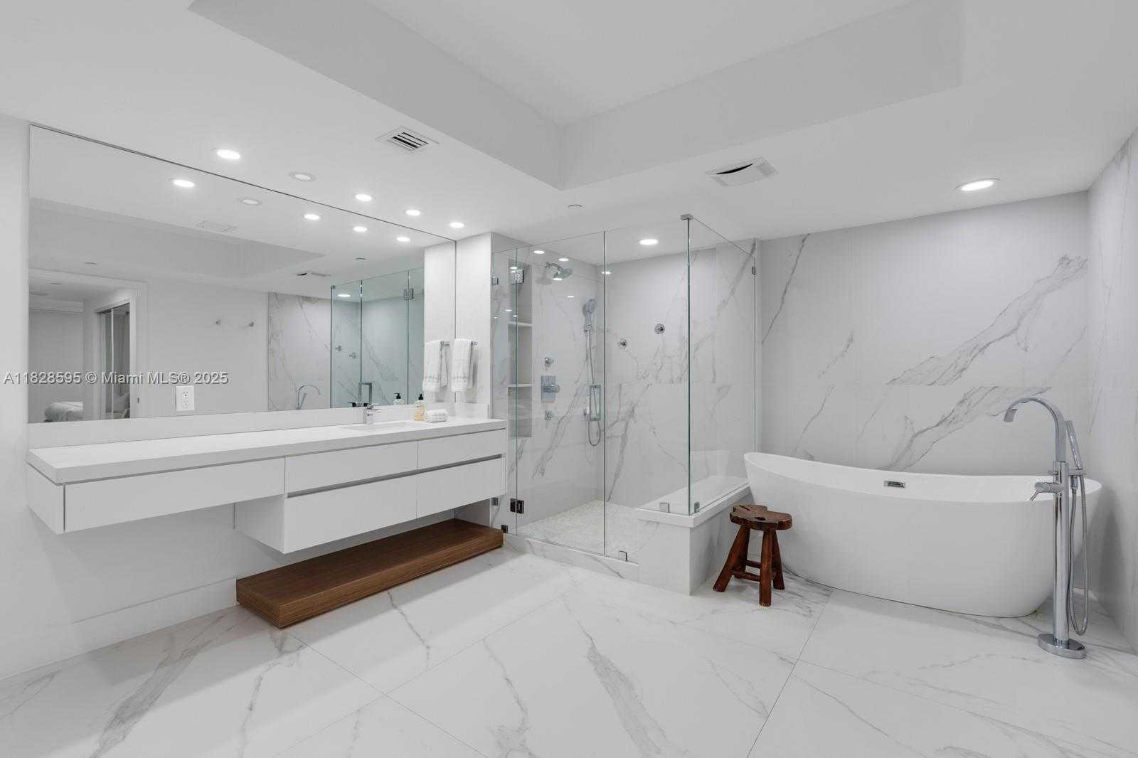 Small Image of 3301 NORTH EAST 183RD ST #1803, Aventura Number 32