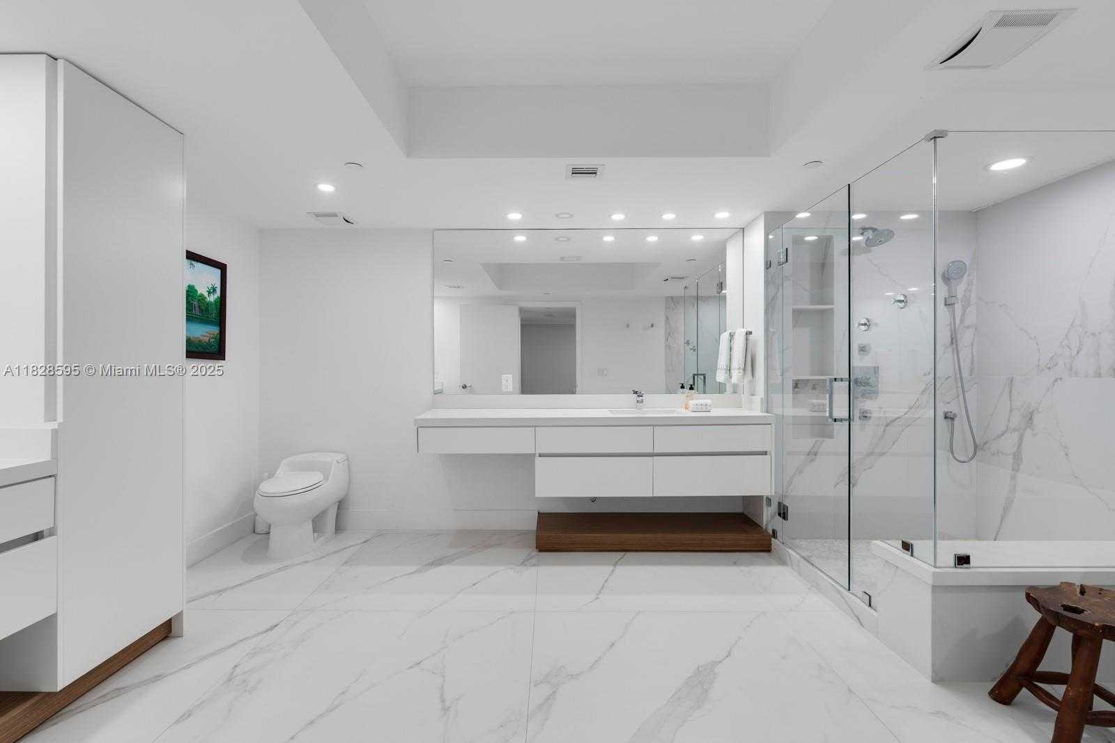 Small Image of 3301 NORTH EAST 183RD ST #1803, Aventura Number 33