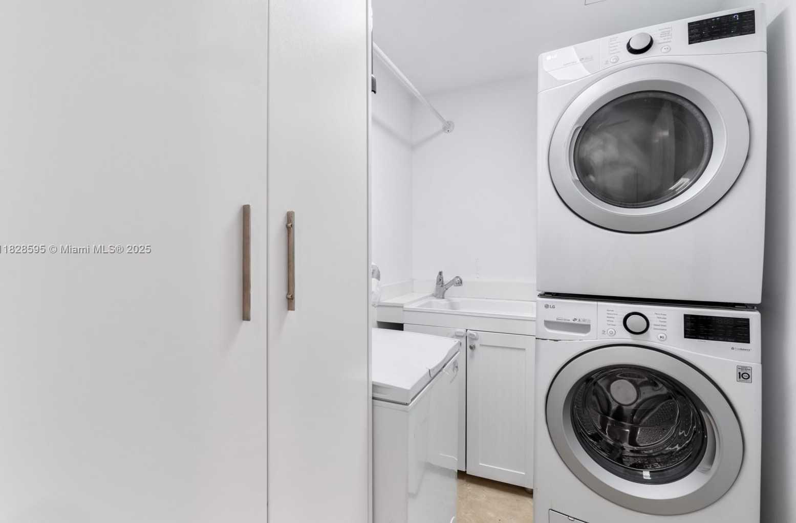 Small Image of 3301 NORTH EAST 183RD ST #1803, Aventura Number 40
