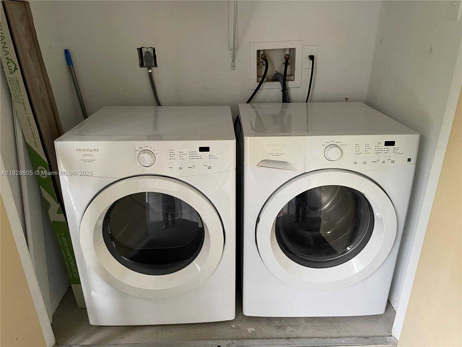Small Image of 10370 SOUTH WEST 150TH CT #9208, Miami Number 18